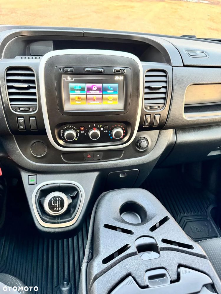 Renault TRAFIC - 11