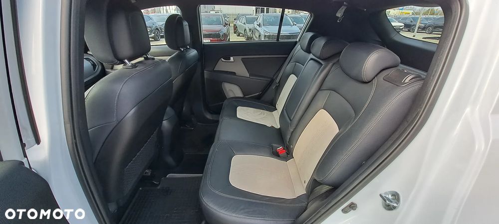 Kia Sportage 1.6 GDI Business Line 2WD - 34