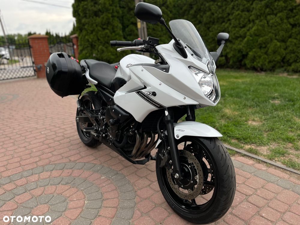 Yamaha XJ - 2