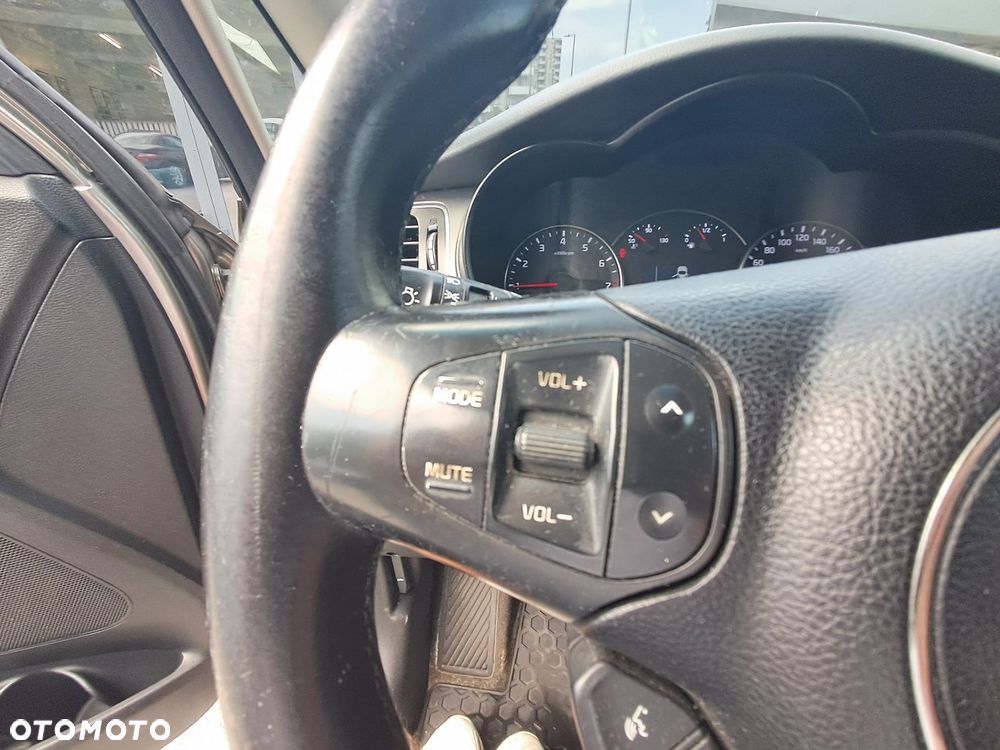 Kia Carens 1.6 GDI M 7os - 13