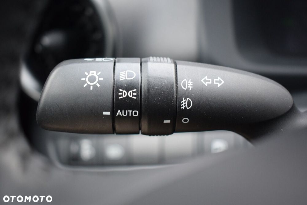 Toyota C-HR 1.8 Hybrid Comfort - 22