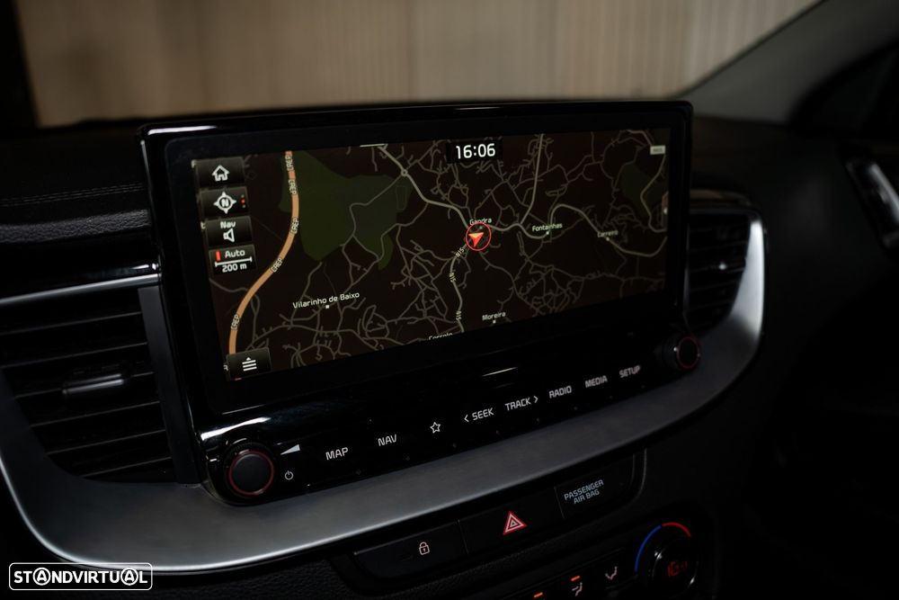 Kia Ceed SW 1.6 CRDi MHEV Dynamic - 43