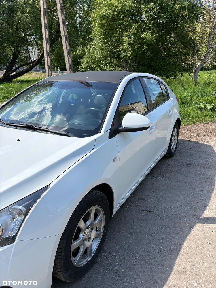 Chevrolet Cruze 1.7 D LT+ - 2