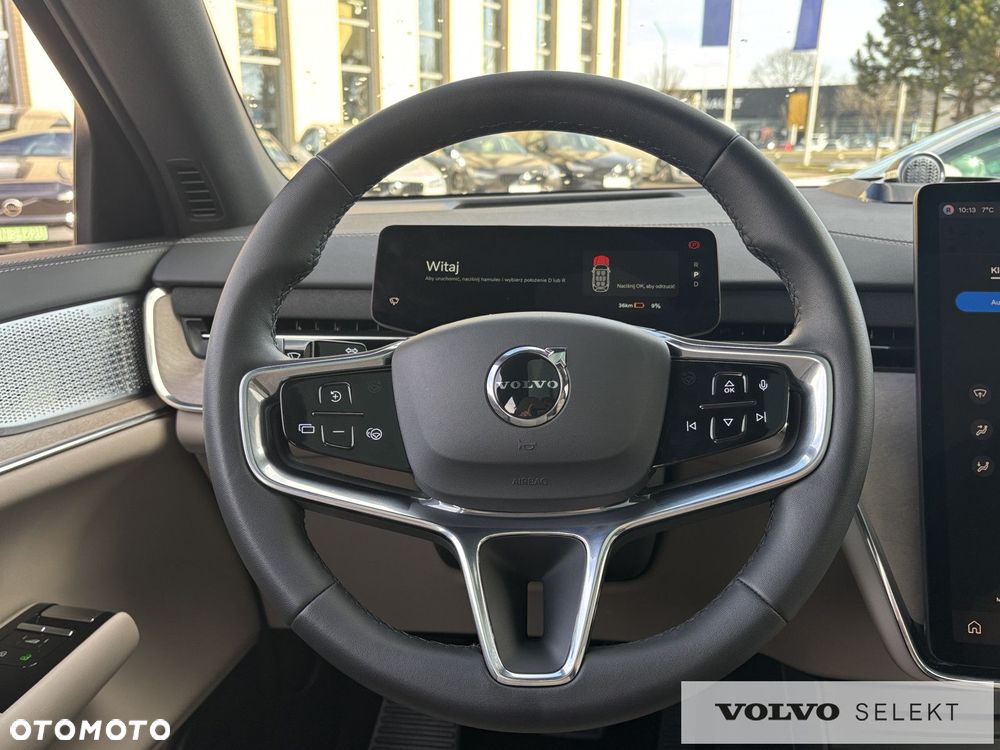 Volvo EX90 - 14