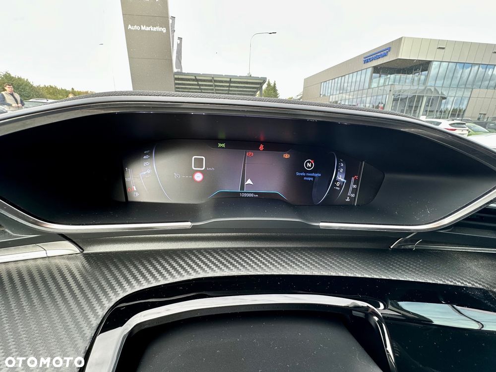 Peugeot 508 - 8