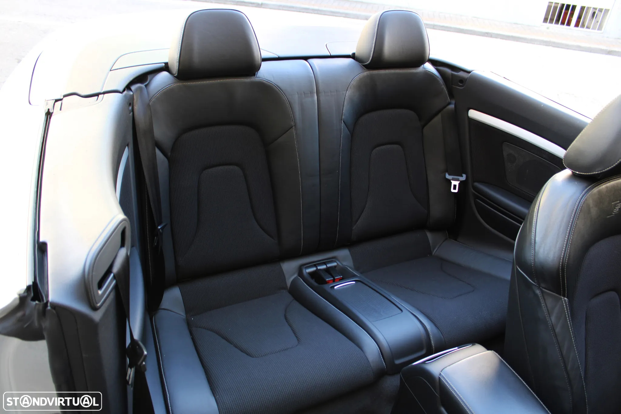 Audi A5 Cabrio 2.0 TFSi S-line - 25
