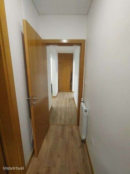 T2 no Centro de Viseu – Entrada Imediata | 700 €/mês - Grande imagem: 4/12