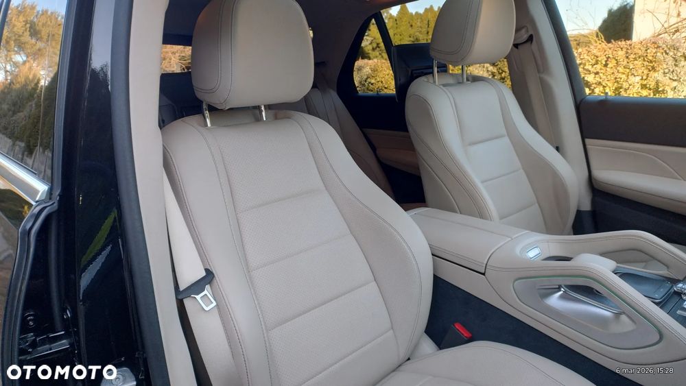 Mercedes-Benz GLE 400 4Matic 9G-TRONIC AMG Line - 14