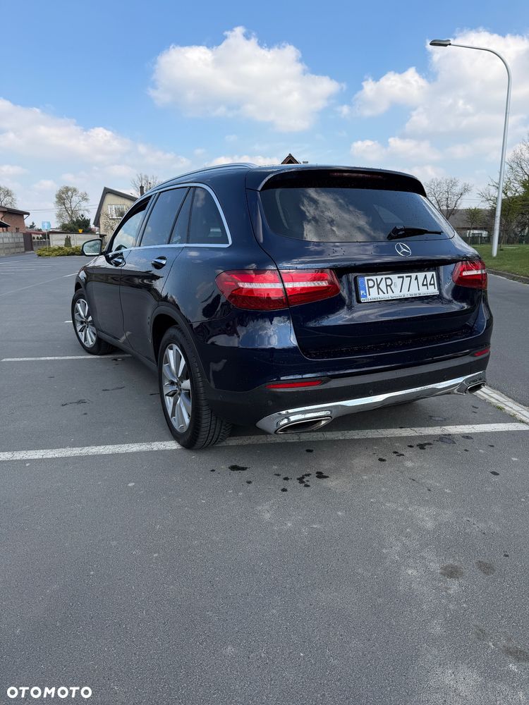 Mercedes-Benz GLC 250 4Matic 9G-TRONIC - 2