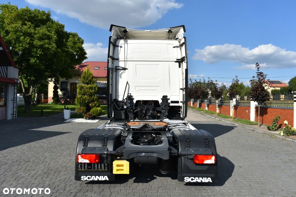 Scania R460 // BARDZO MAŁY PRZBIEG // NAVI  // VIRTUAL COCKPIT // FULL LED // LOW DECK // KLIMA POSTOJOWA // ZABUDOWY // - 7