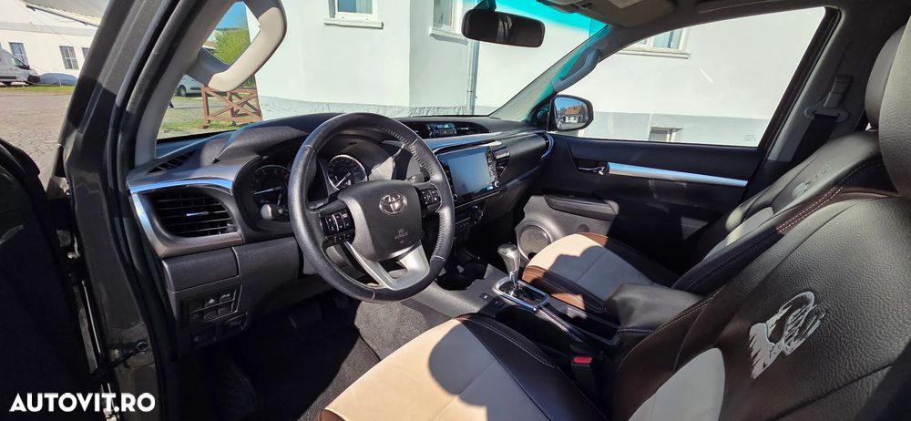 Toyota Hilux - 14