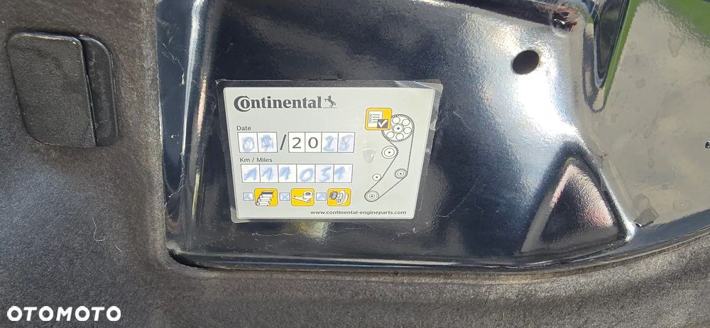 Ford Kuga 1.5 EcoBoost 2x4 Black & Silver - 29