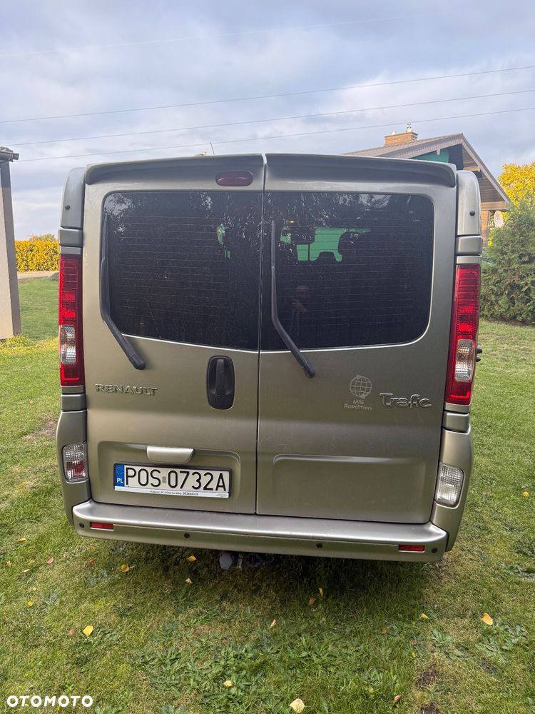 Renault Trafic - 11