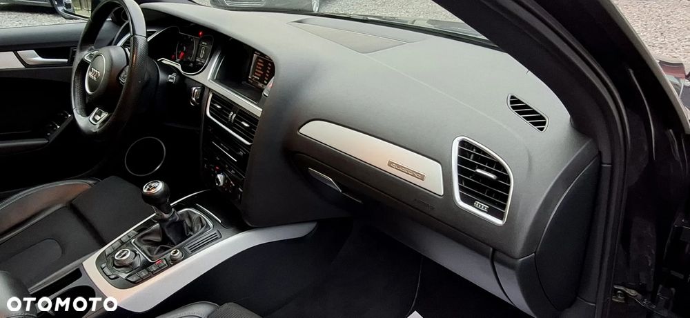 Audi A4 Avant 2.0 TFSI Quattro - 21