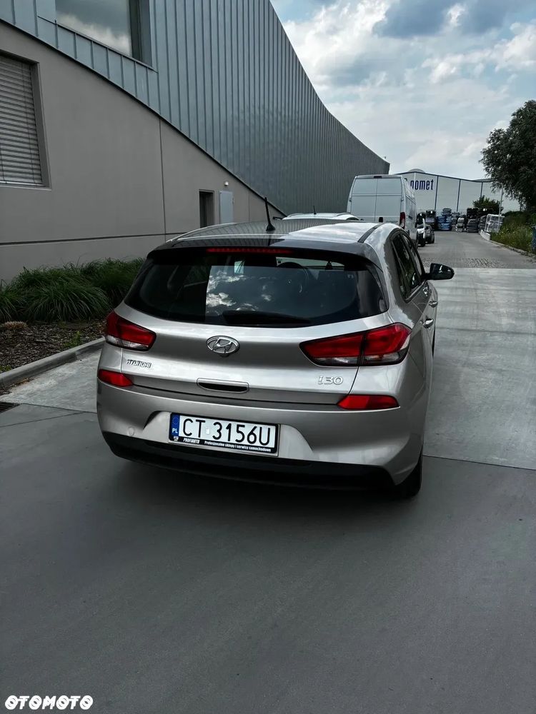 Hyundai i30 1.4 Classic + - 5