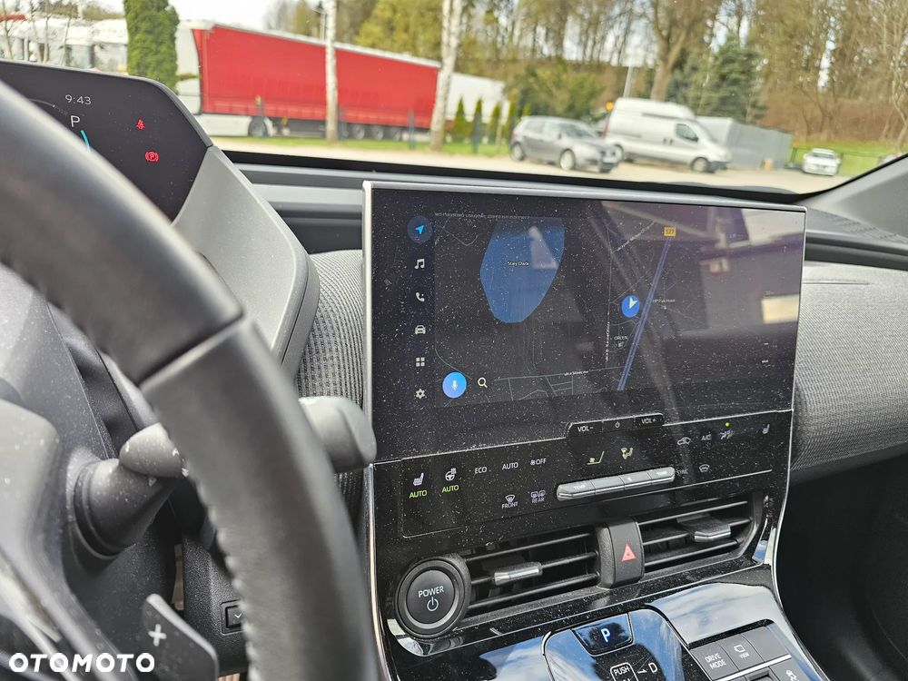 Subaru Solterra 71.4kWh Platinum Plus - 11