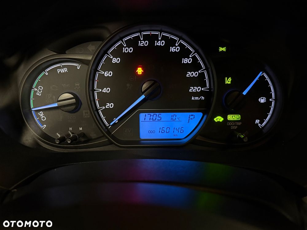 Toyota Yaris Hybrid 100 Dynamic - 17