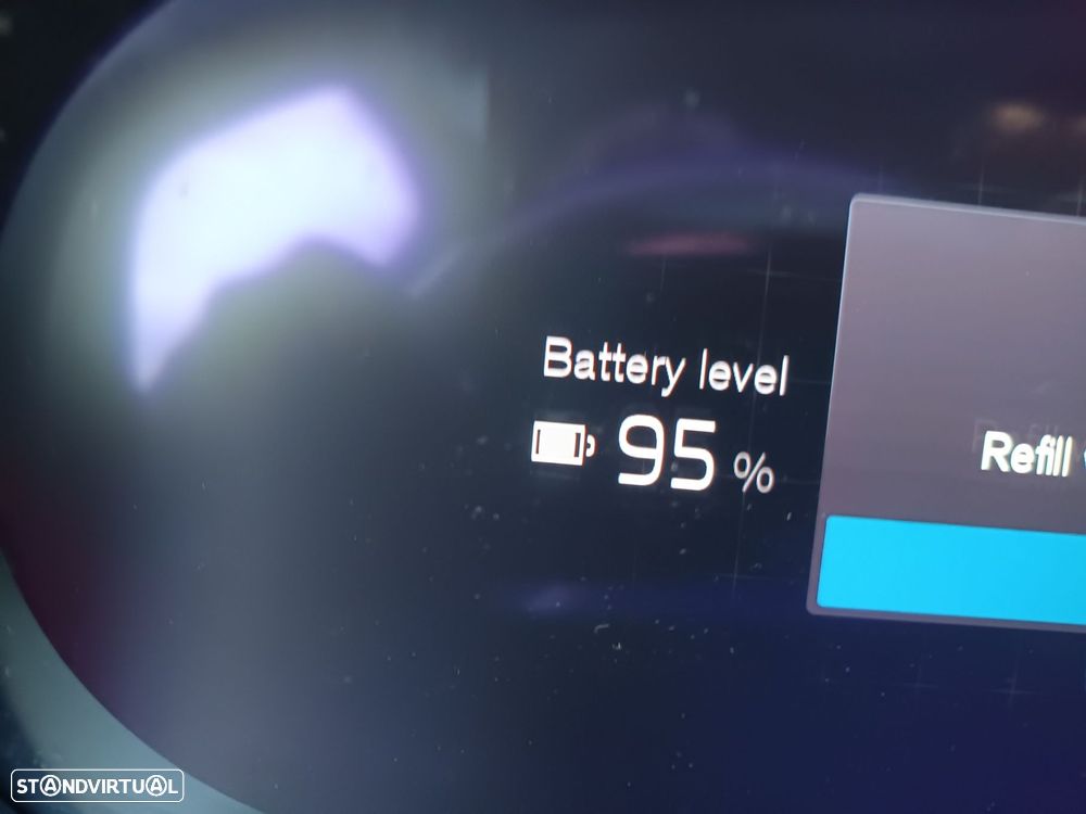 Volvo XC 40 Recharge Core - 12