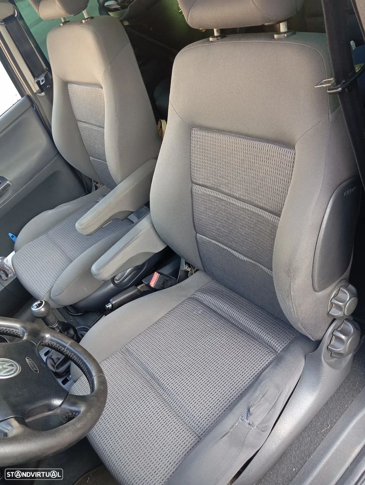 VW Sharan - 8