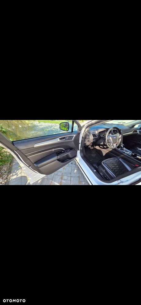 Ford Mondeo Vignale 2.0 TDCi PowerShift - 8