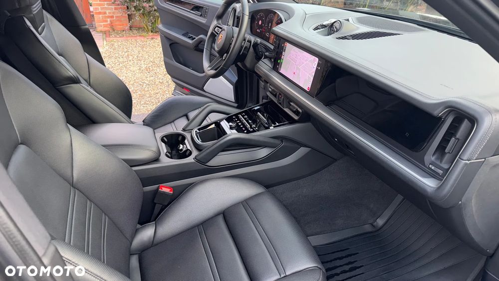 Porsche Cayenne - 12