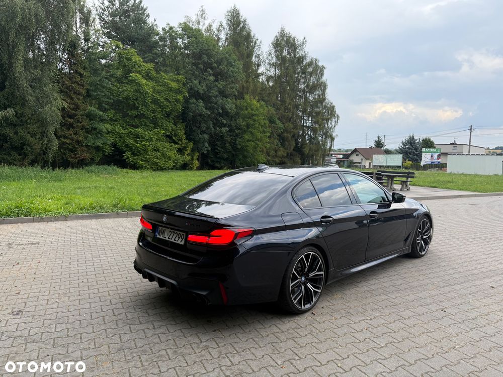 BMW Seria 5 M550i xDrive sport - 2