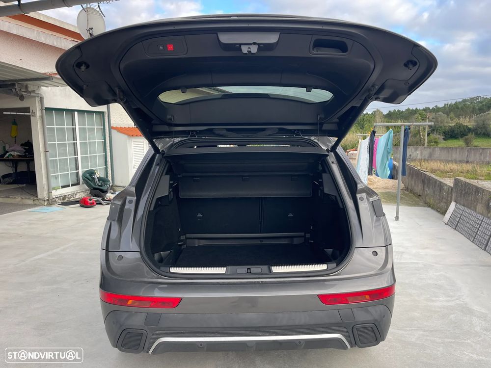 DS DS7 Crossback BlueHDI 130 Aut. Performance Line + - 5