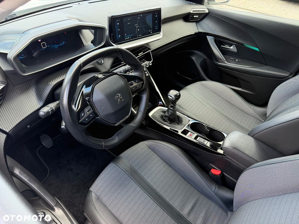Peugeot 2008 BlueHDi 110 Allure - 25
