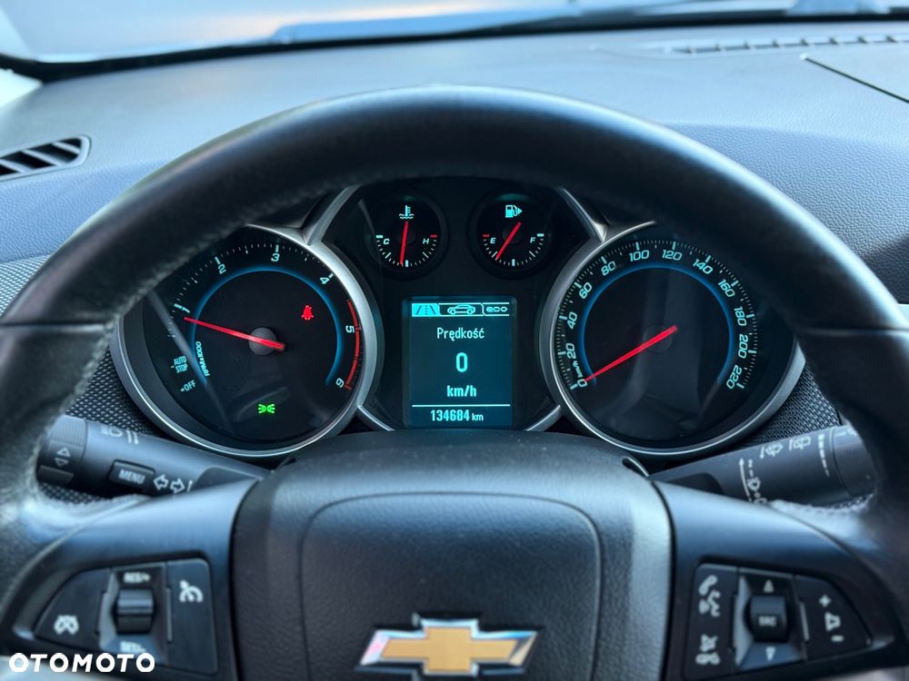Chevrolet Cruze - 16