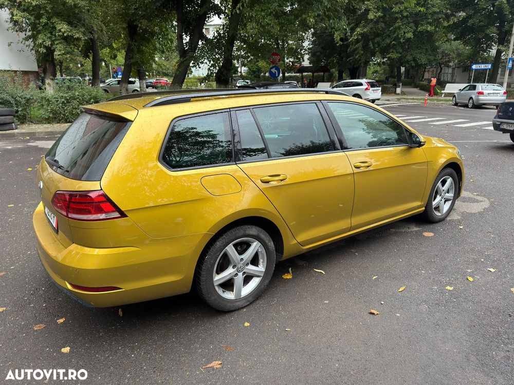 Volkswagen Golf - 4
