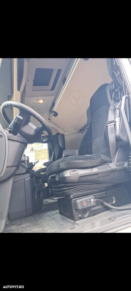 Mercedes-Benz Actros - 8