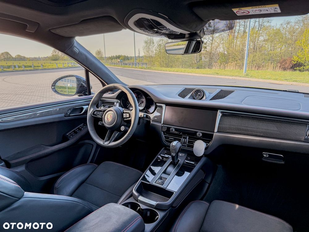 Porsche Macan - 11