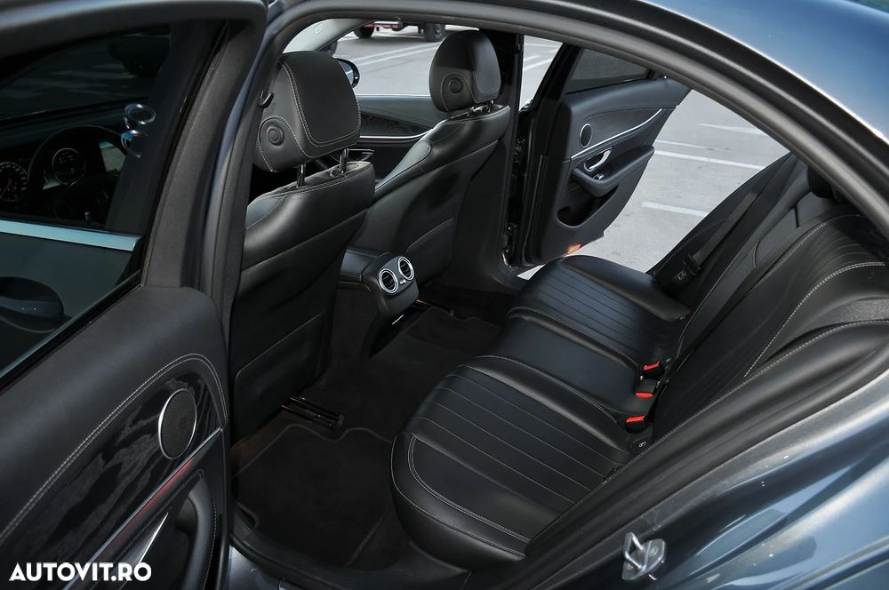 Mercedes-Benz E 220 d 4MATIC Aut. - 14
