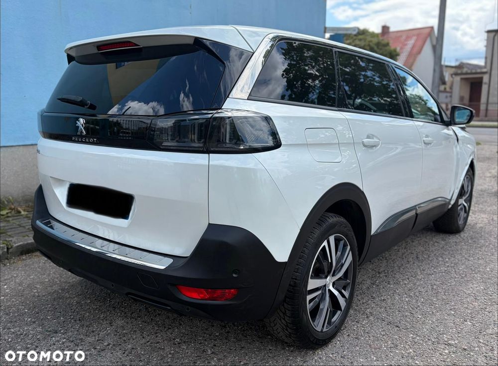 Peugeot 5008 - 10