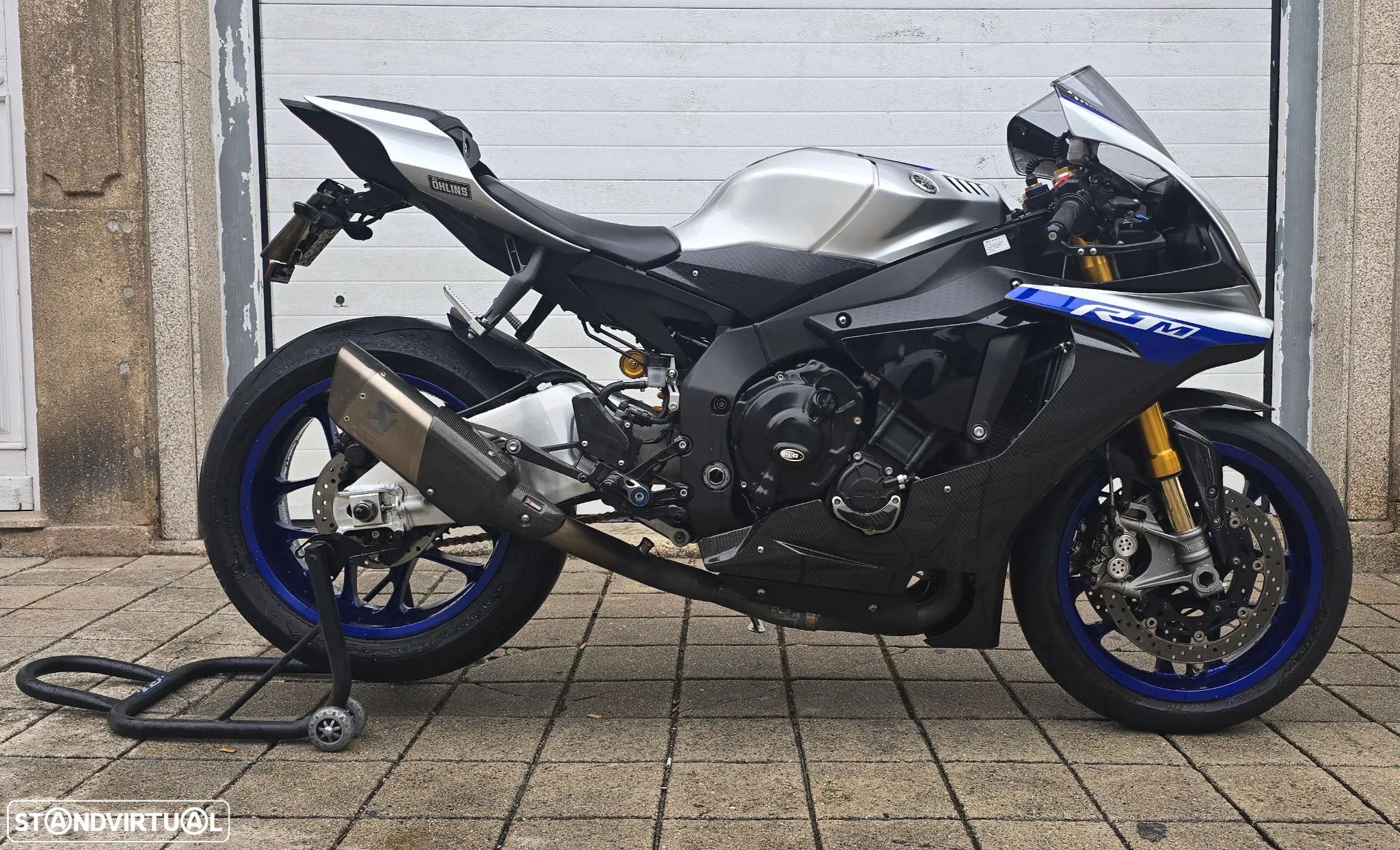 Yamaha YZF R1 M Carbon - 1
