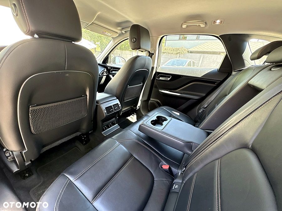 Jaguar F-Pace 20d AWD Prestige - 21
