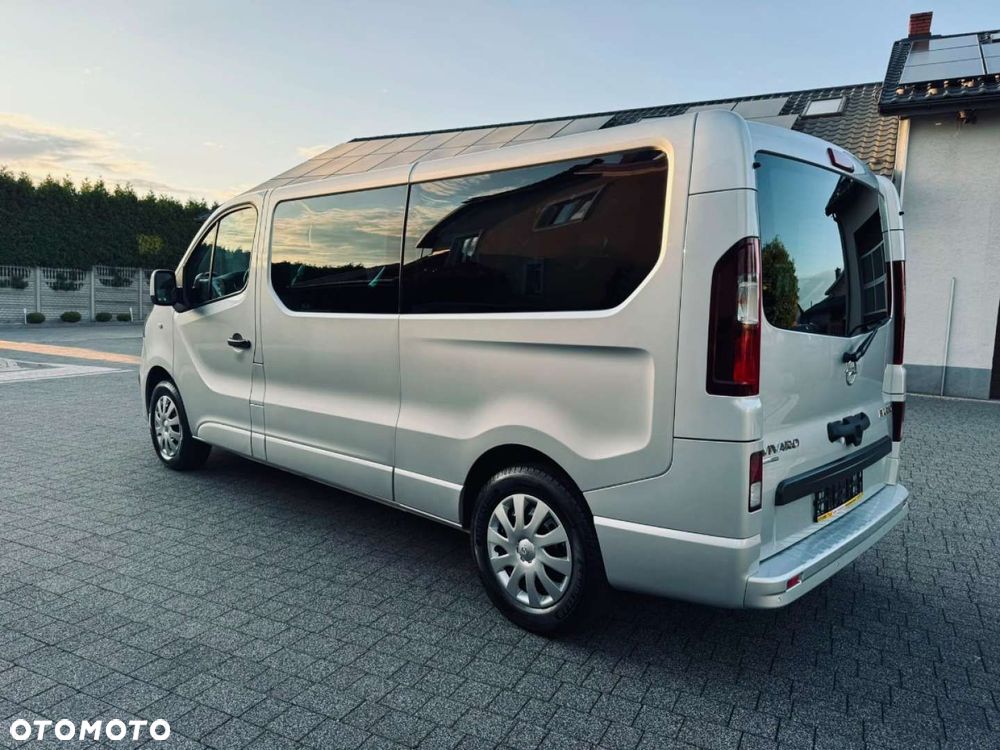 Opel Vivaro - 11