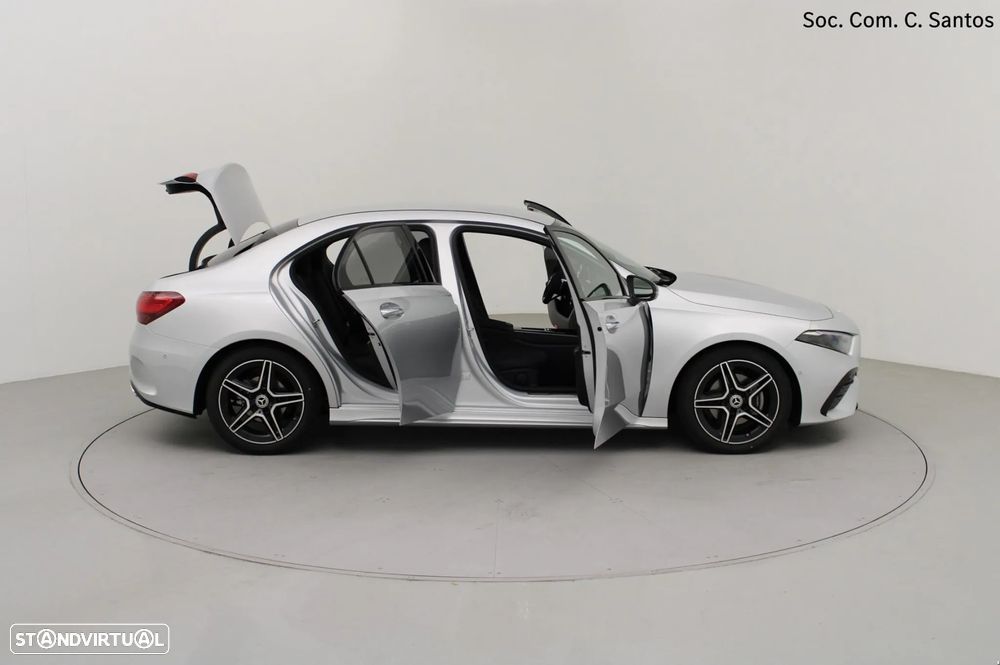 Mercedes-Benz A 200 Limousine d AMG Line Aut. - 10