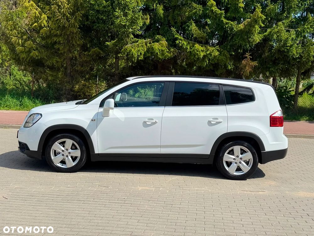 Chevrolet Orlando - 27