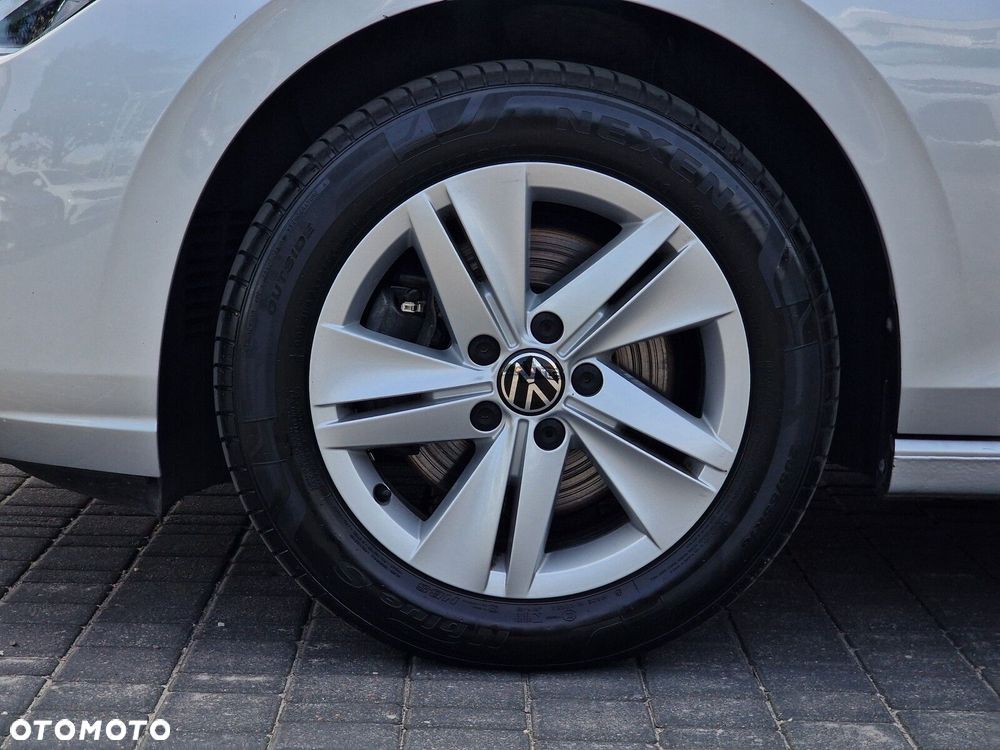 Volkswagen Golf Variant - 10