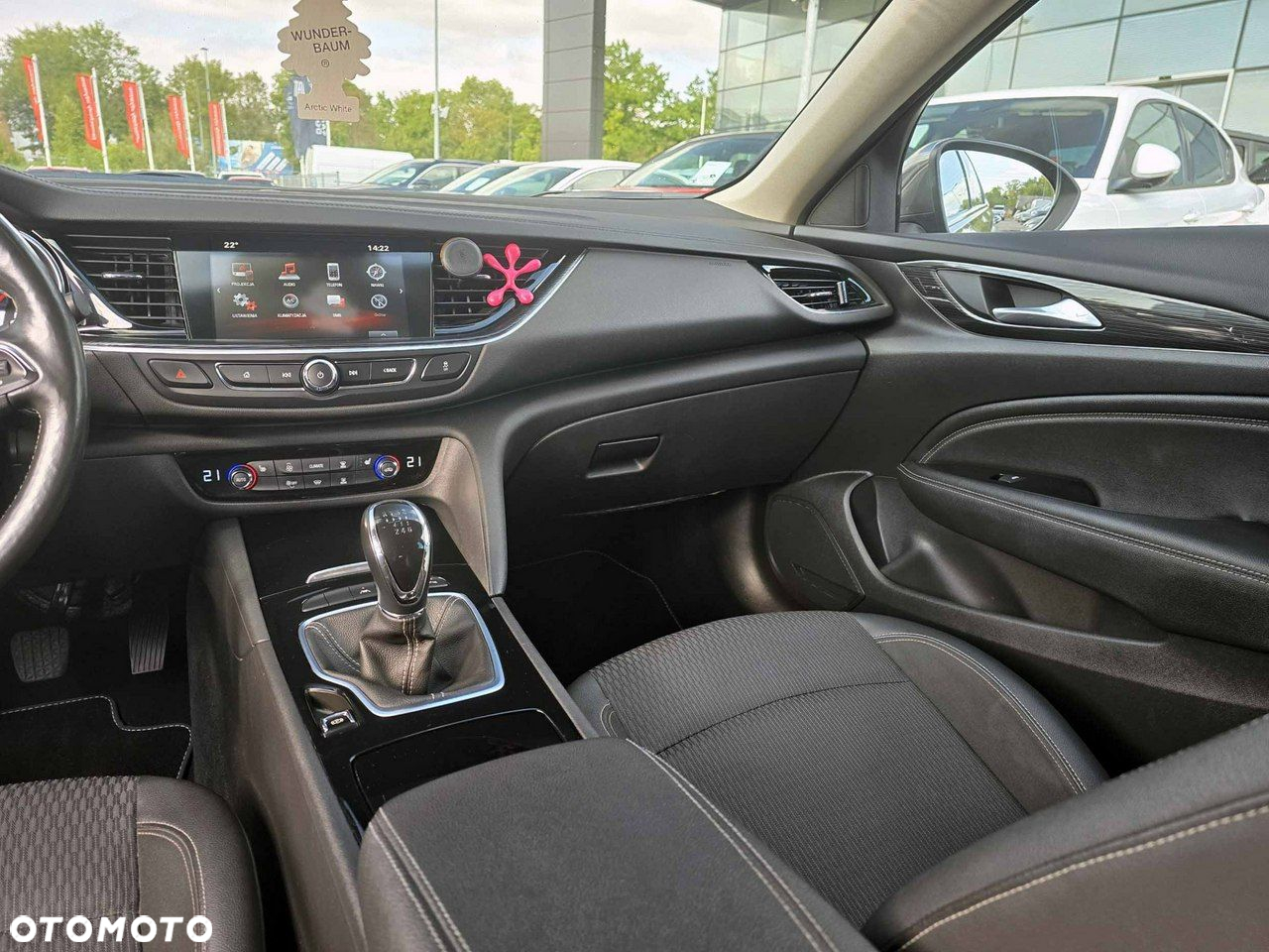 Opel Insignia - 23