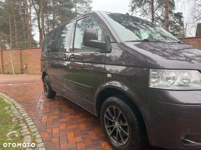 Volkswagen Multivan - 7