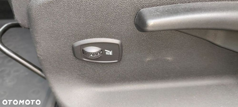 Renault Grand Scenic - 24