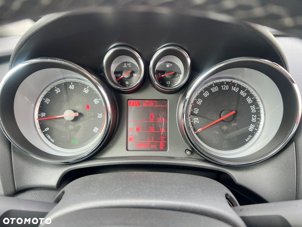 Opel Astra 1.6 Turbo Edition - 24