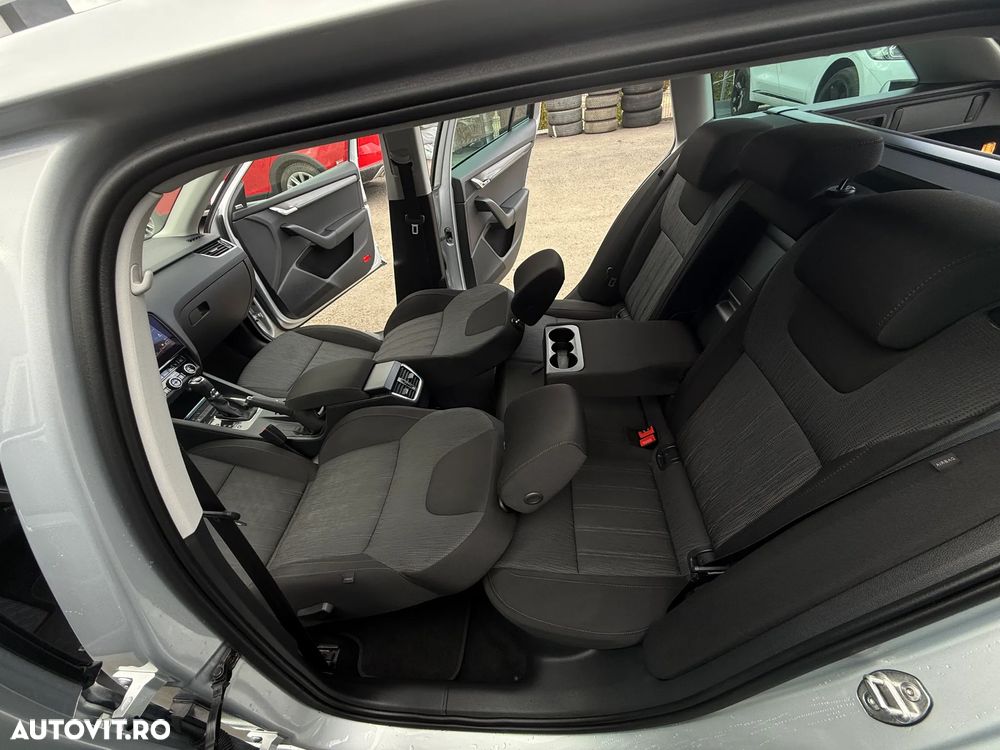Skoda Octavia 1.6 TDI DSG Ambition - 11