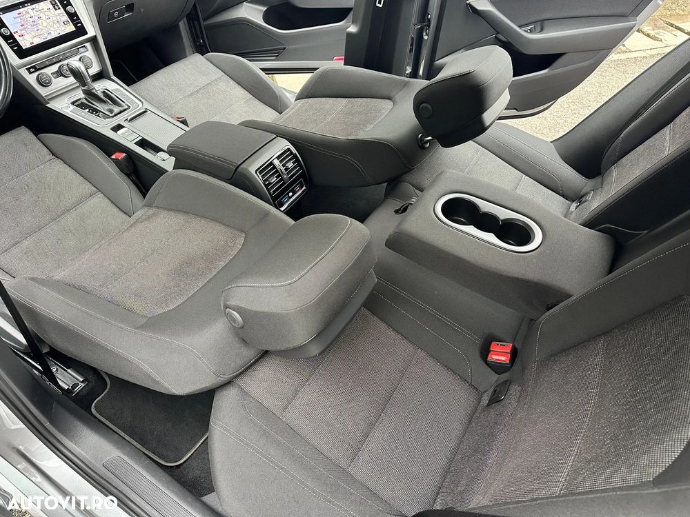 Volkswagen Passat Variant 1.6 TDI (BlueMotion Technology) DSG Comfortline - 17