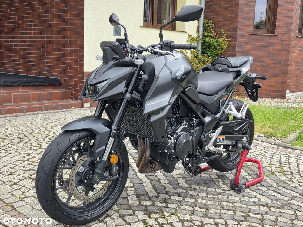 Honda CB - 1