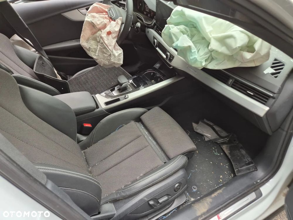 Audi A4 Avant 40 TDI quattro S tronic S line - 4