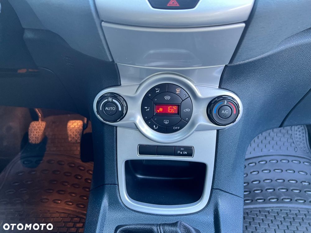 Ford Fiesta - 18