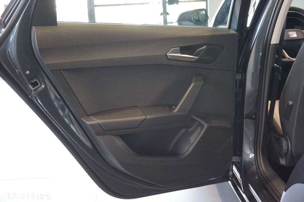 Seat Leon Sportstourer 1.5 e-Hybrid DSG Style - 25
